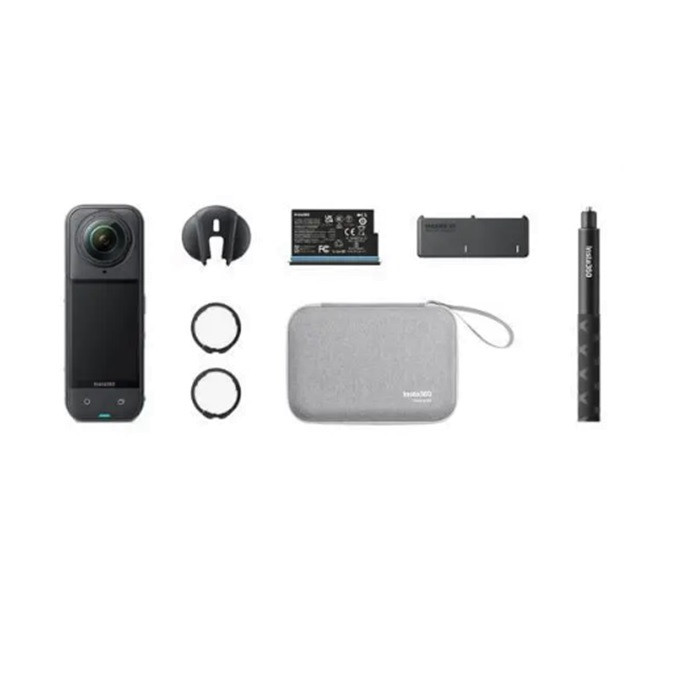 מצלמת אקסטרים 4H Insta360 X5 essential bundle 8k